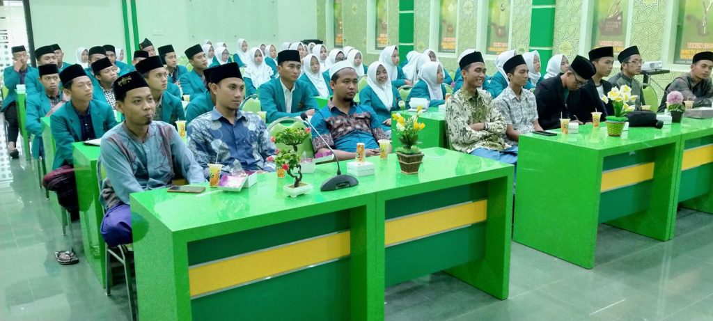 Kunjungan STIS NQ Jember ke BMT Jatim